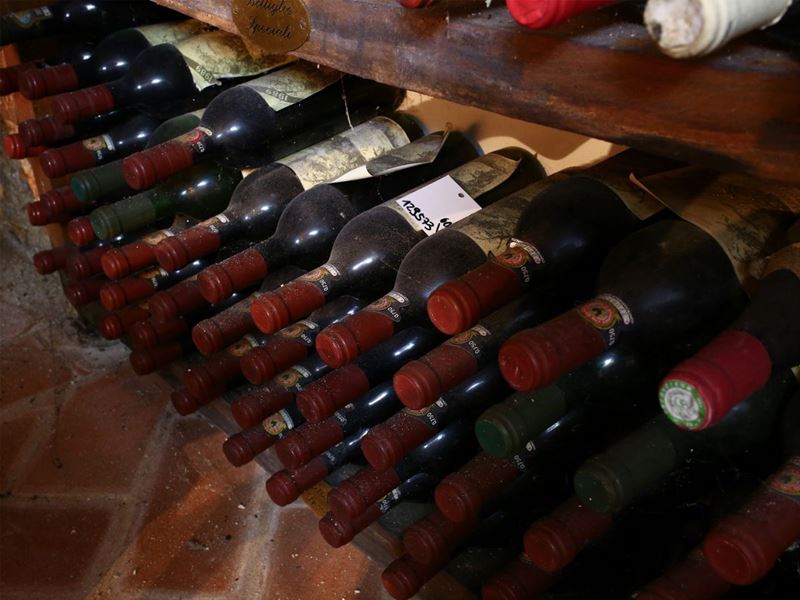Miscellanea di Bottiglie di Vino