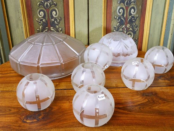 A lt of eight glass bobeches for chandeliers  (early 20th century)  - Auction Furniture and Paintings from Palazzo al Bosco and from other private property - Maison Bibelot - Casa d'Aste Firenze - Milano
