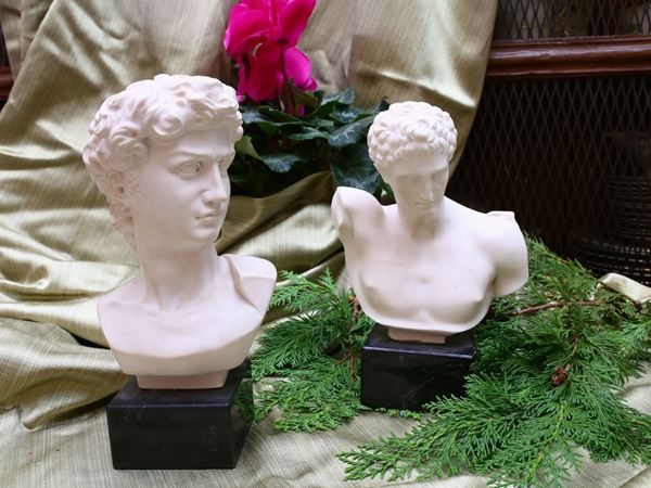 Two alabaster paste busts