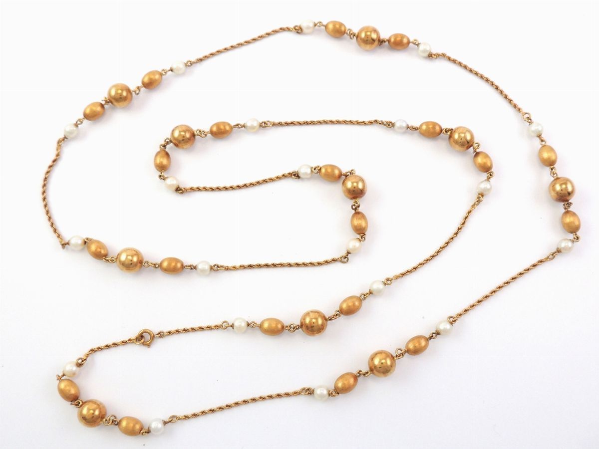 Collana Satoire in Oro Giallo con Perle Coltivate