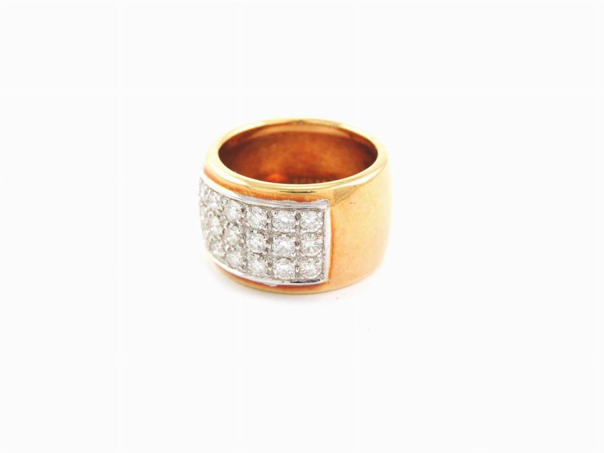 Anello Pomellato in Oro Giallo con Diamanti