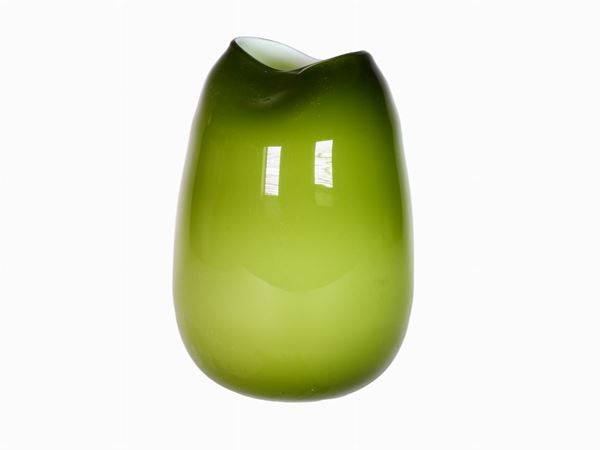 A green and opaline cased glass and two depressions at the mouth  (Murano, 1940)  - Auction Only Glass - Maison Bibelot - Casa d'Aste Firenze - Milano