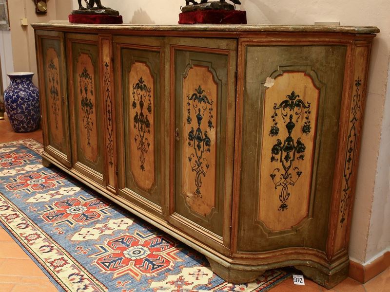 Credenza in Legno Laccato