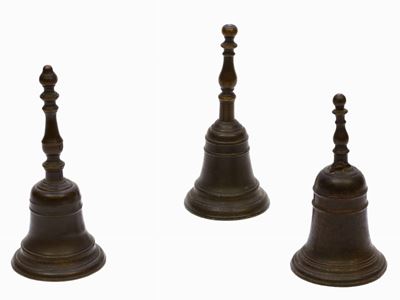 Tre Campanelle in Bronzo