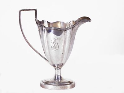 Lattiera in Argento