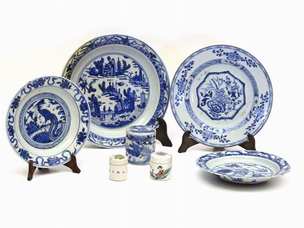 A porcelain lot  (China, end of the 19th century)  - Auction A florentine collection - Maison Bibelot - Casa d'Aste Firenze - Milano