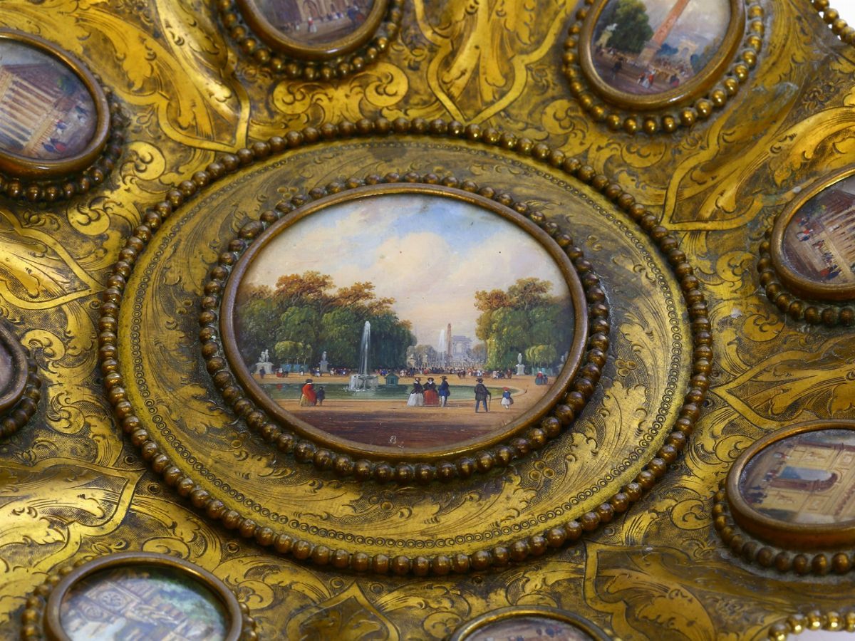 Alzatina Grand-tour in Metallo Dorato