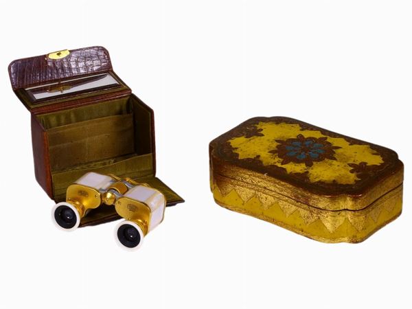 A Florentine style giltwood jewlry box an a pair of theatre binoculars