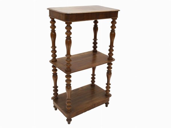 A walnut veneered etagère  (end of the 19th century)  - Auction Furniture and paintings from florentine apartment - Maison Bibelot - Casa d'Aste Firenze - Milano