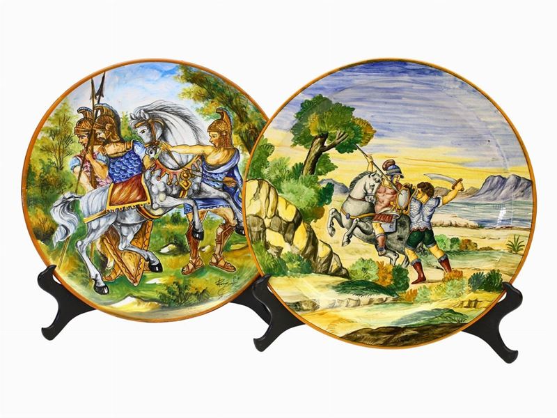 Due Piatti da Parata in Terracotta Smaltata