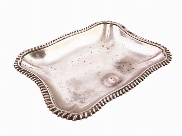 A silver bread basket  - Auction Furniture and paintings from florentine apartment - Maison Bibelot - Casa d'Aste Firenze - Milano