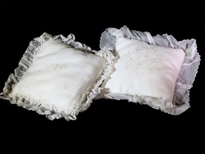 Quattro Cuscini in Cotone Organdis, Artigianato Fiorentino