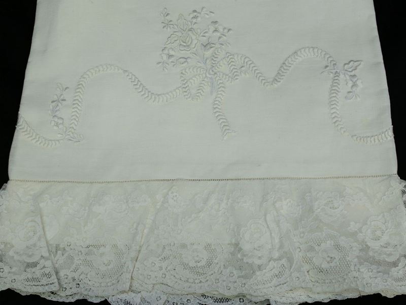 Parure Matrimoniale in Lino Bianco Ricamato, Artigianato Fiorentino