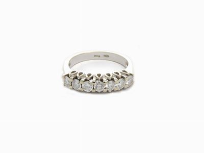 Anello in Oro Bianco e Diamanti