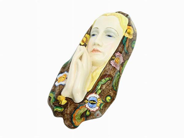 Madonna in ceramica, Igni