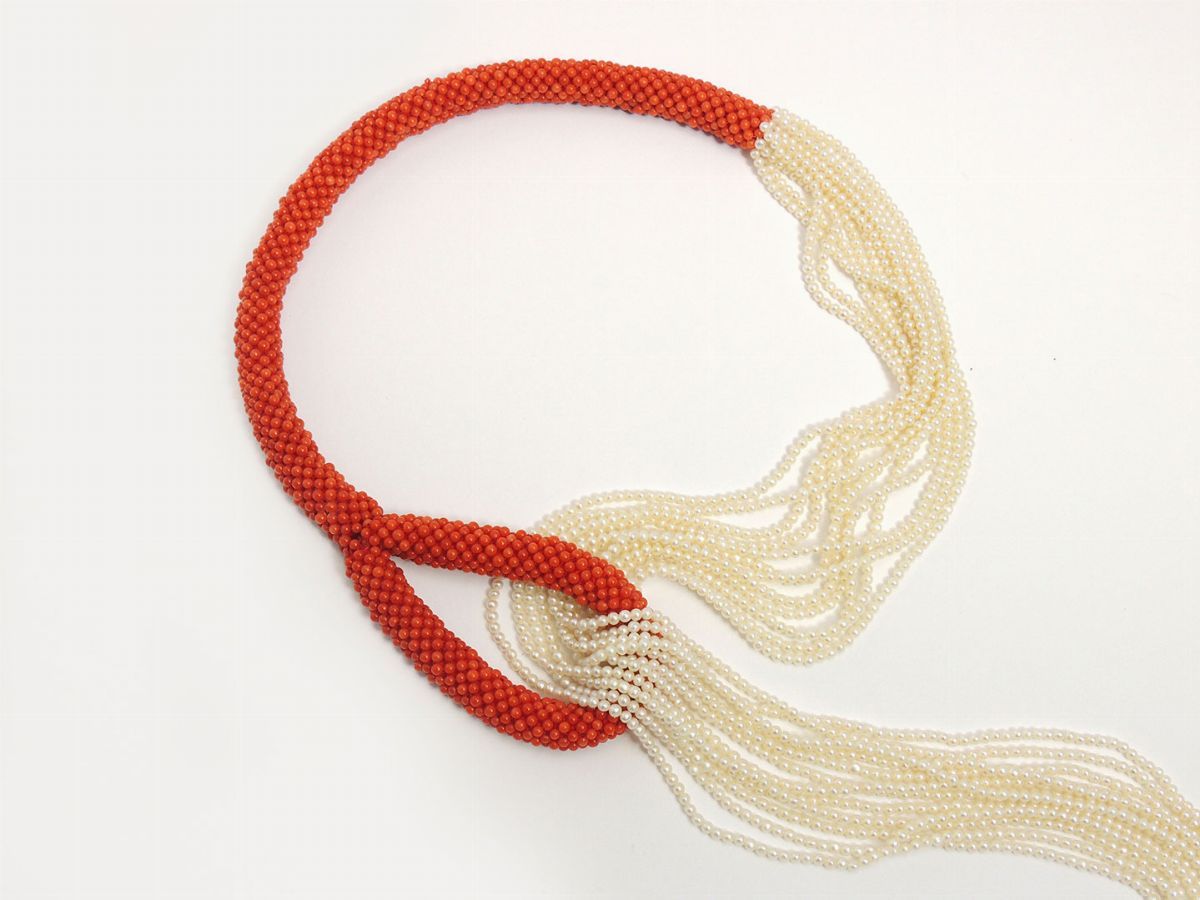 Collana in Corallo Rosso e Perle Coltivate