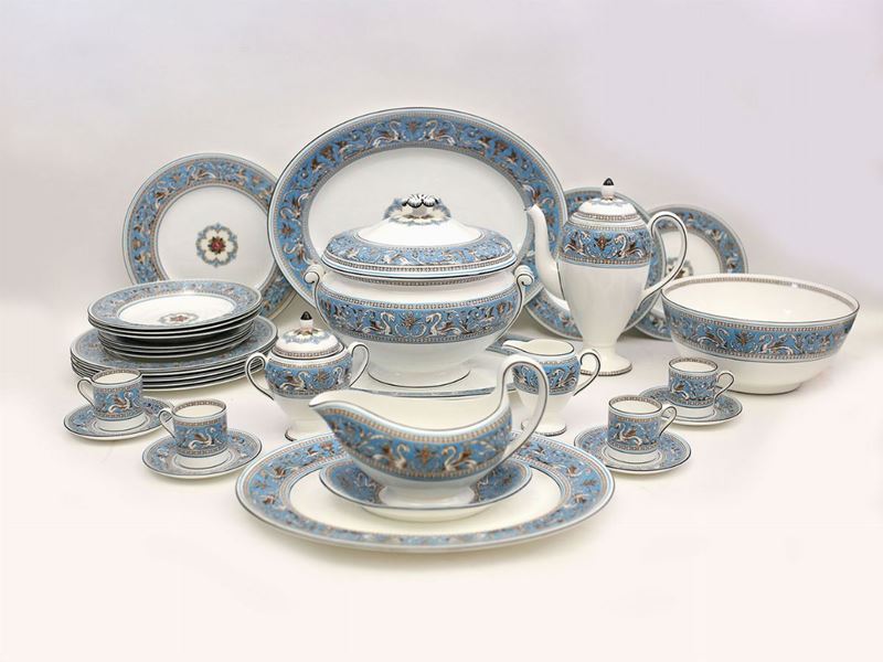 Servito di Piatti in Bone China Wedgwood, Modello Florentine