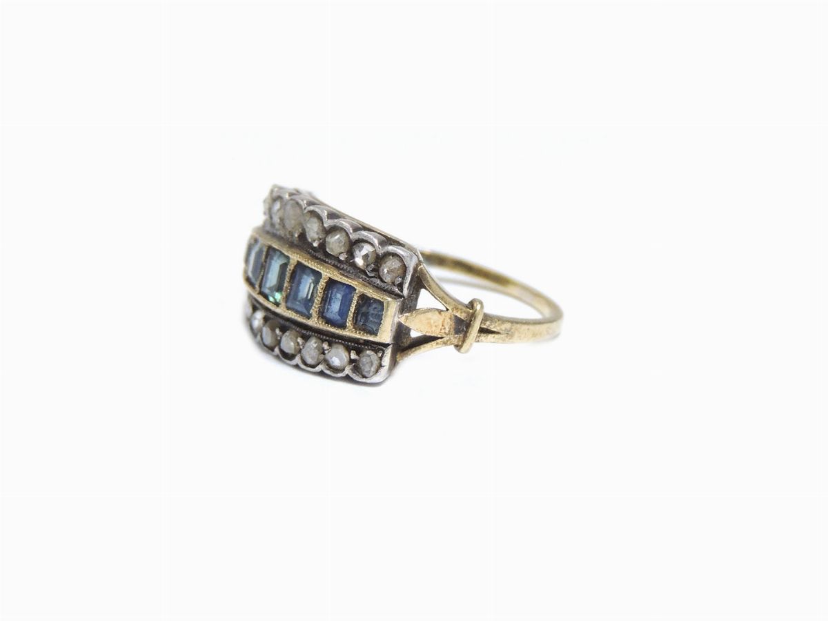 Anello in Oro Giallo e Argento con Diamanti e Zaffiri