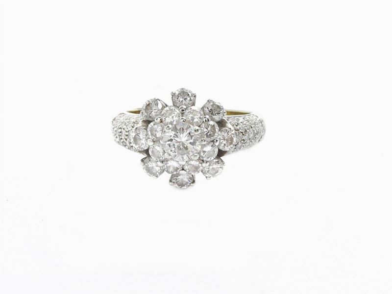 Anello in Oro Bianco e Diamanti