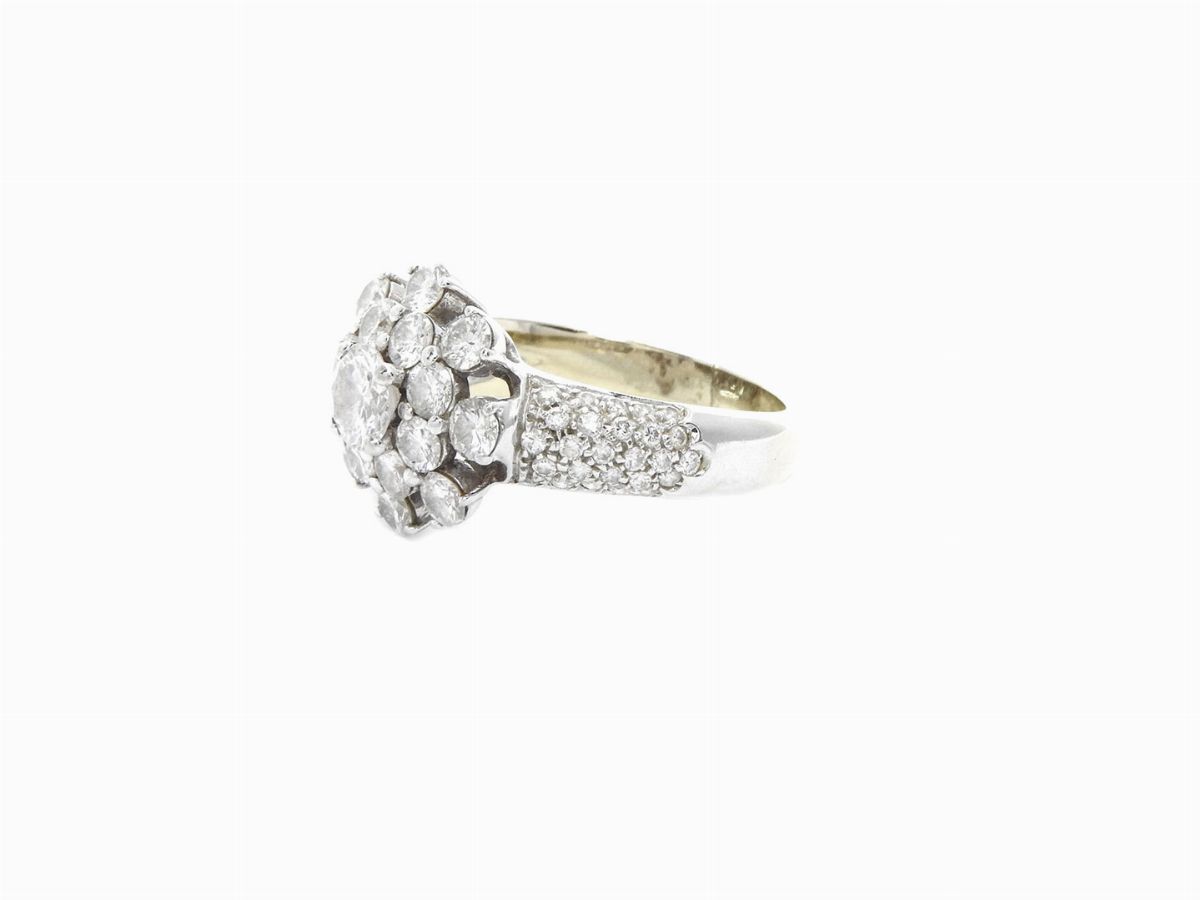 Anello in Oro Bianco e Diamanti