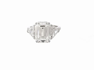 Anello in Platino con Diamanti