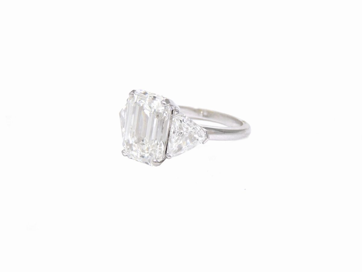 Anello in Platino con Diamanti