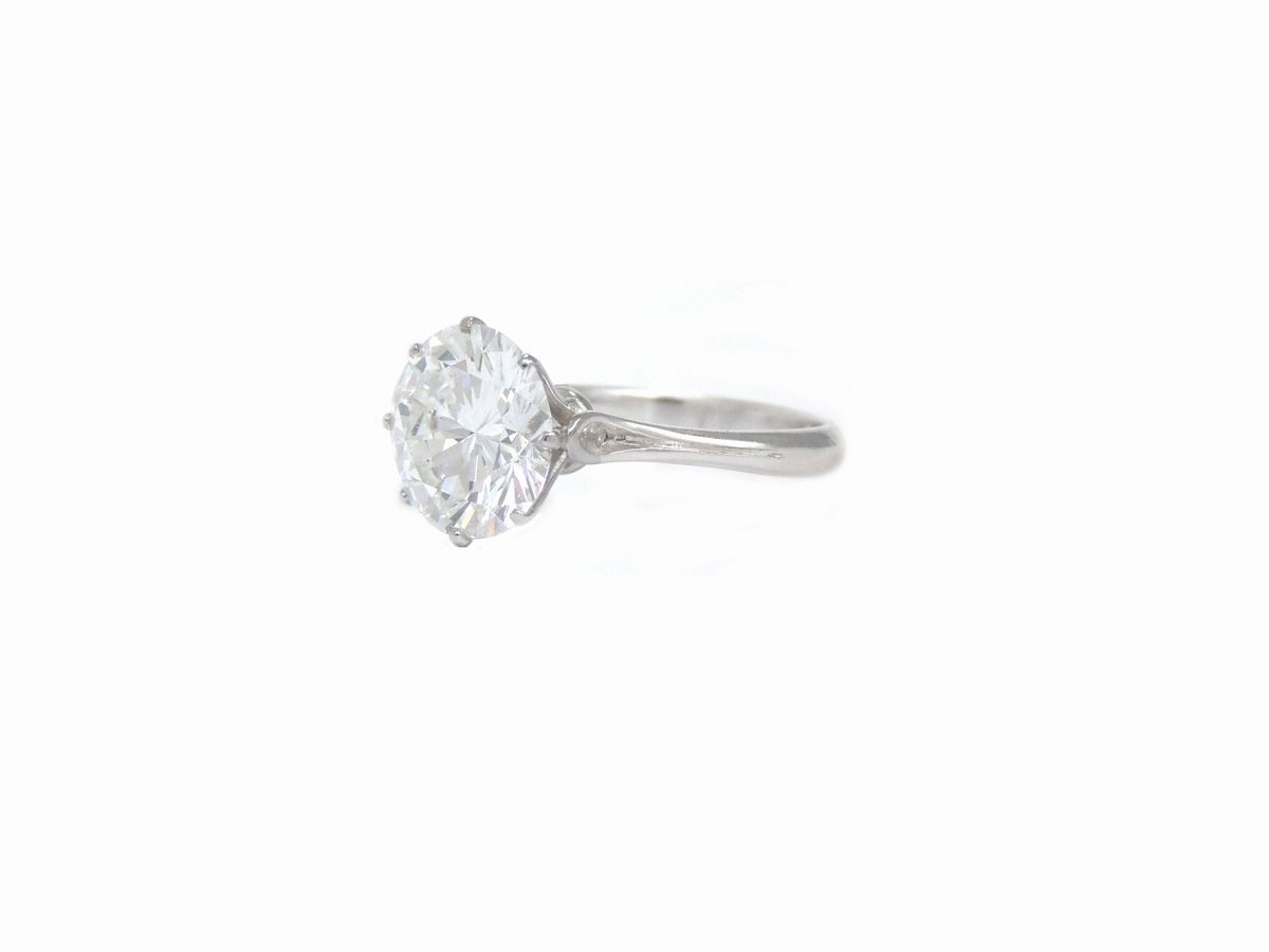Anello Solitario in Oro Bianco con Diamante