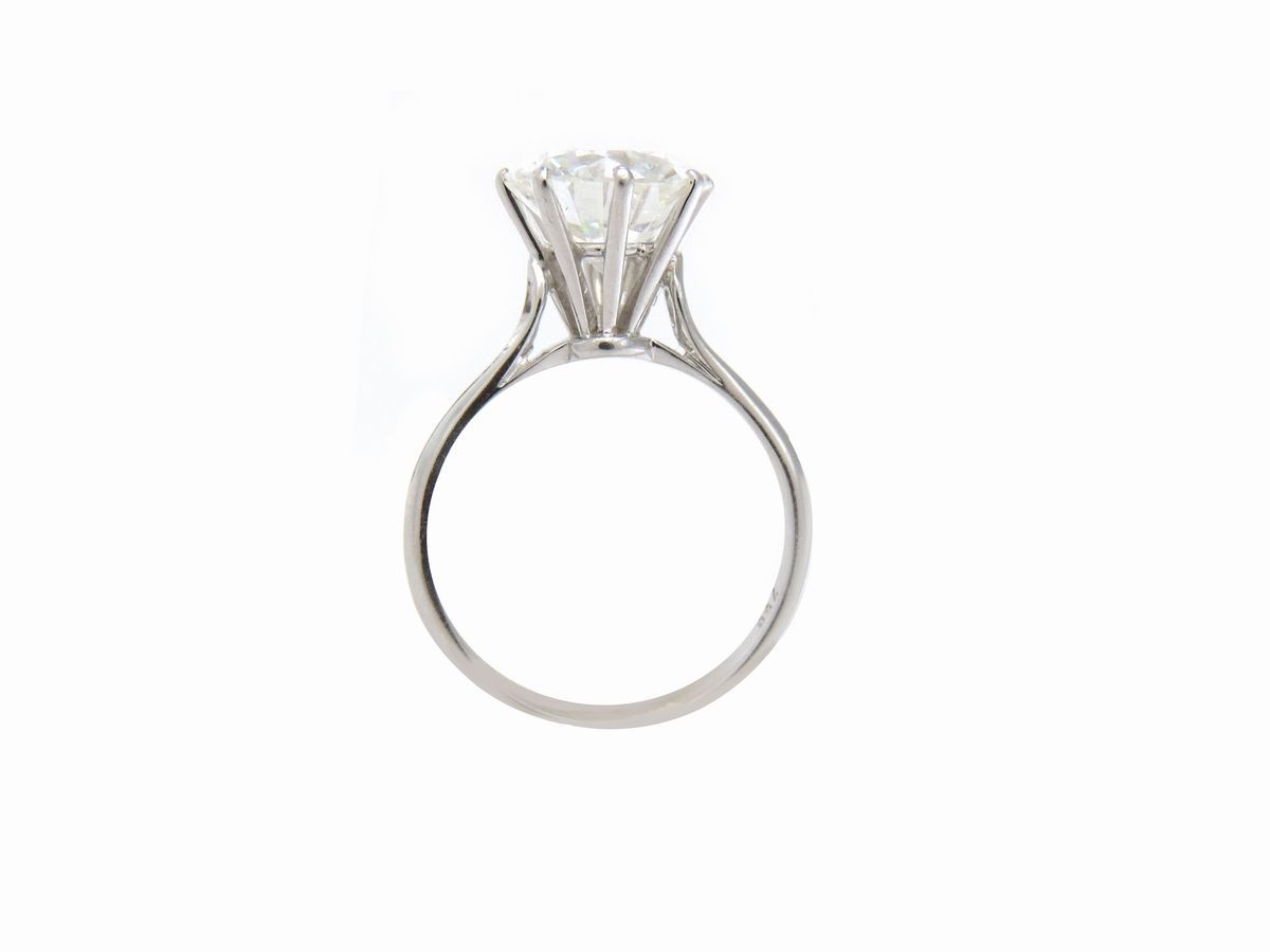 Anello Solitario in Oro Bianco con Diamante