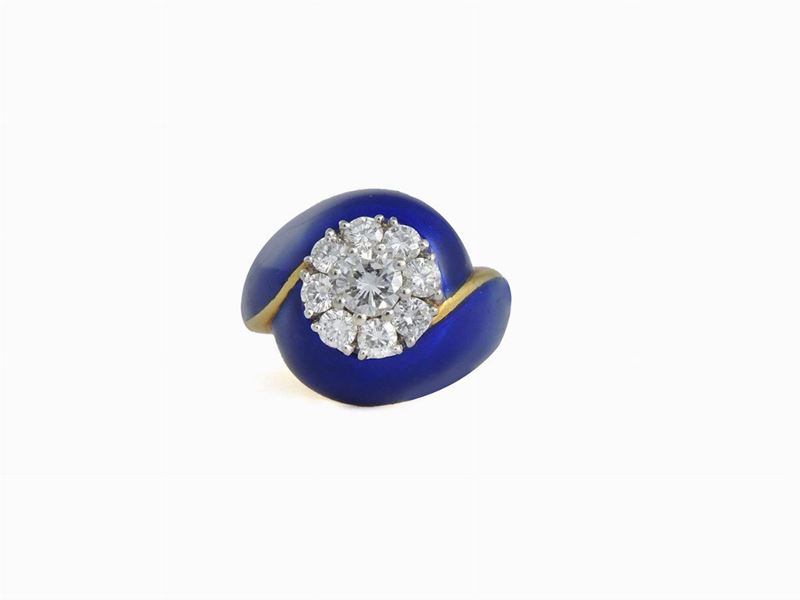 Anello in Oro Giallo con Diamanti e Smalto Blu