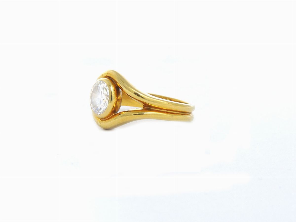 Anello Solitario Damiani in Oro Giallo con Diamante