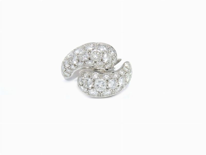 Anello Contrariè in Oro Bianco con Diamanti