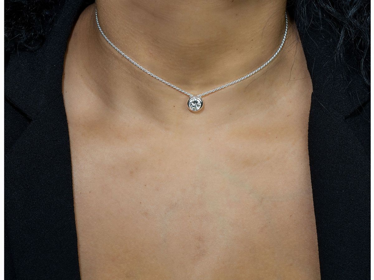 Catenina Torchon e Punto Luce in Oro Bianco con Diamante