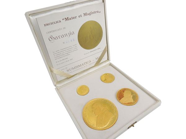 Collezione completa di medaglie commemorative in oro "Mater et Magistra"