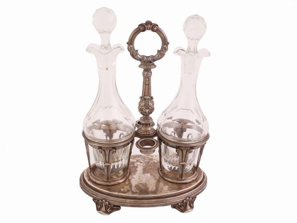 A silver cruet  (France, second half of the 19th century)  - Auction Furniture and paintings from florentine apartment - Maison Bibelot - Casa d'Aste Firenze - Milano