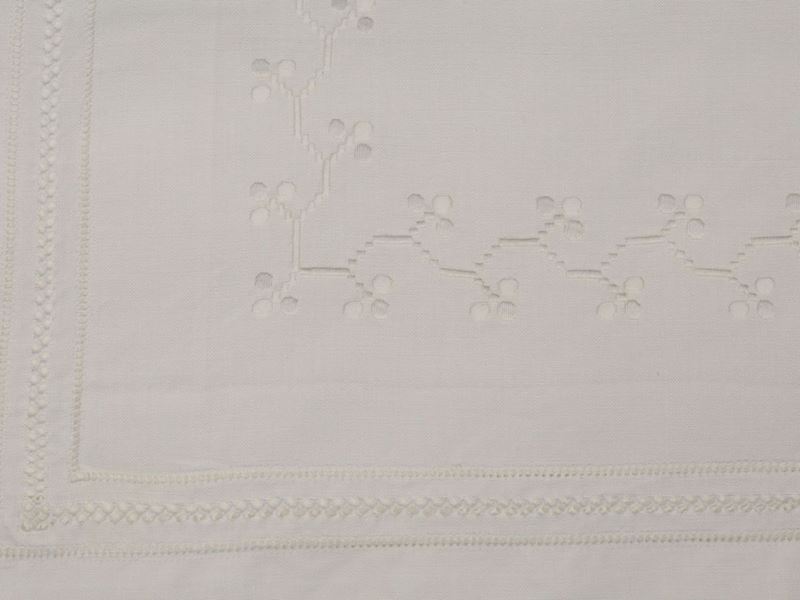 Parure per Letto Matrimoniale in Puro Lino Bianco, Artigianato Fiorentino
