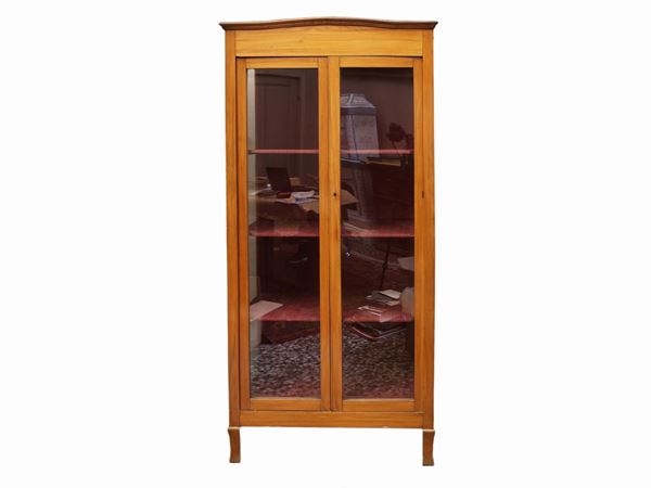 A cherrywood cabinet  (early 20th century)  - Auction Furniture and paintings from florentine apartment - Maison Bibelot - Casa d'Aste Firenze - Milano