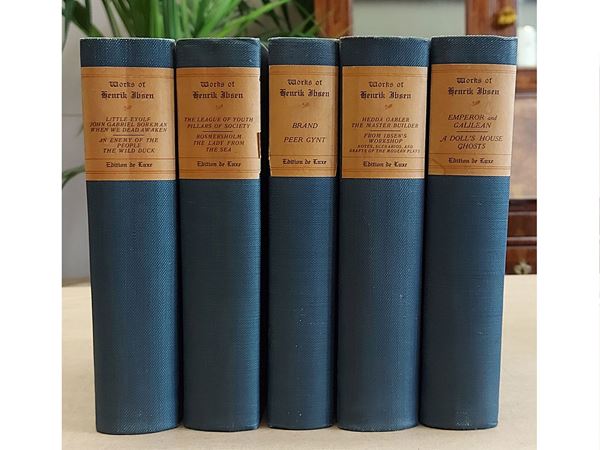 Bjorn Wiinblad per Rosenthal : The works of Henrik Ibsen  (New York, Charles Scribner's Sons, 1911)  - Asta Libri d'Arte - Maison Bibelot - Casa d'Aste Firenze - Milano