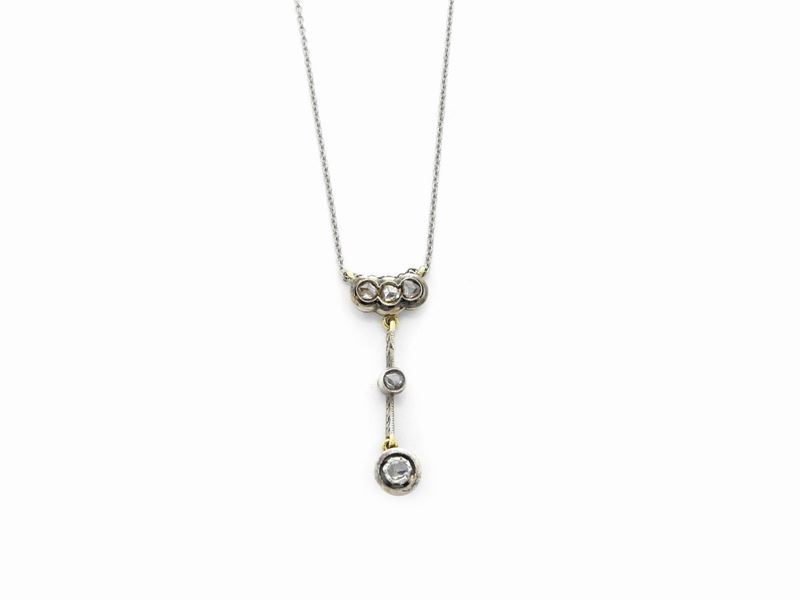 Collana in Oro Giallo con Diamanti