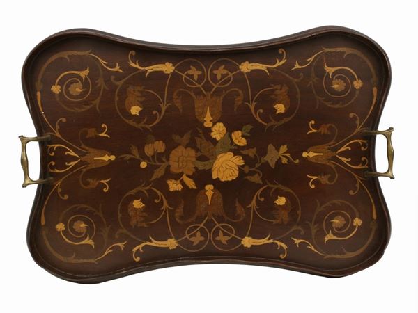 A satinwood tray  - Auction Furniture and paintings from florentine apartment - Maison Bibelot - Casa d'Aste Firenze - Milano