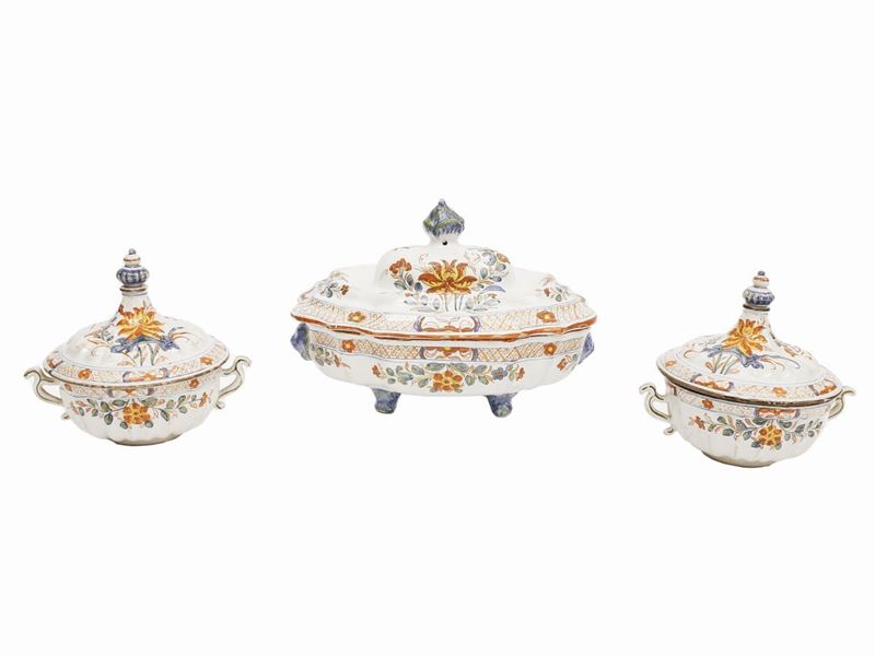 Lotto di Oggetti in Maiolica