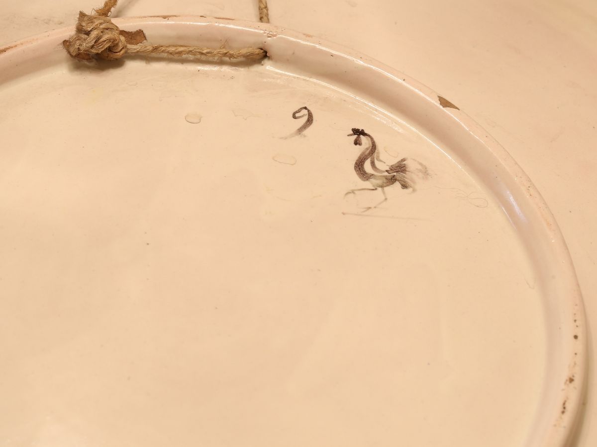 Coppia di Piatti da Parata in Ceramica, Cantagalli