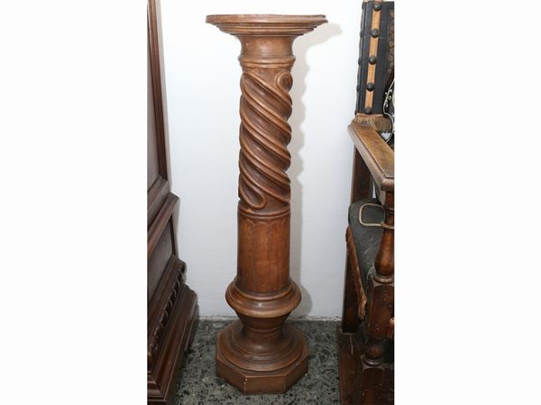 A pair of terracotta sculpture columns  (Tuscany, first half of the 20th century)  - Auction Furniture and paintings from florentine apartment - Maison Bibelot - Casa d'Aste Firenze - Milano