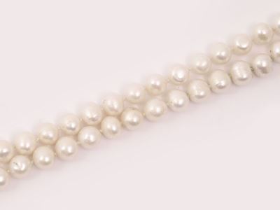 Collana di Perle Coltivate Ovalizzate con Fermezza in Oro Bianco e Rosa con Perla Coltivata