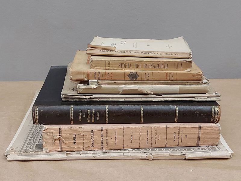 Lotto di Libri, Opuscoli e Riviste Militari Dell'ottocento