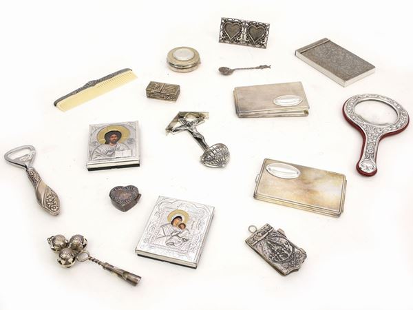 A miscellaneous lot of silver curiosities