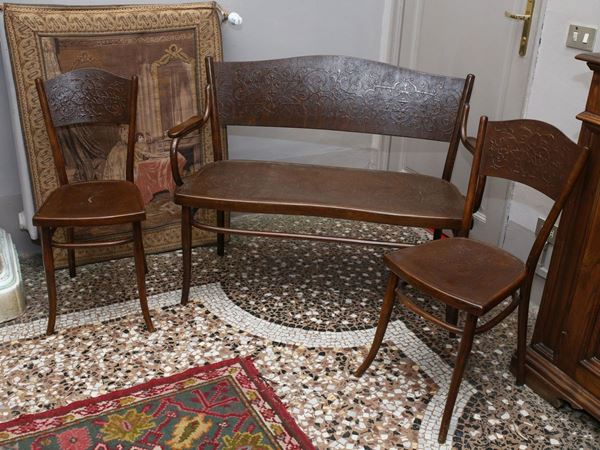 Set Thonet  (inizio del XX secolo)  - Asta Arredi e Dipinti Antichi da un appartamento fiorentino - Maison Bibelot - Casa d'Aste Firenze - Milano