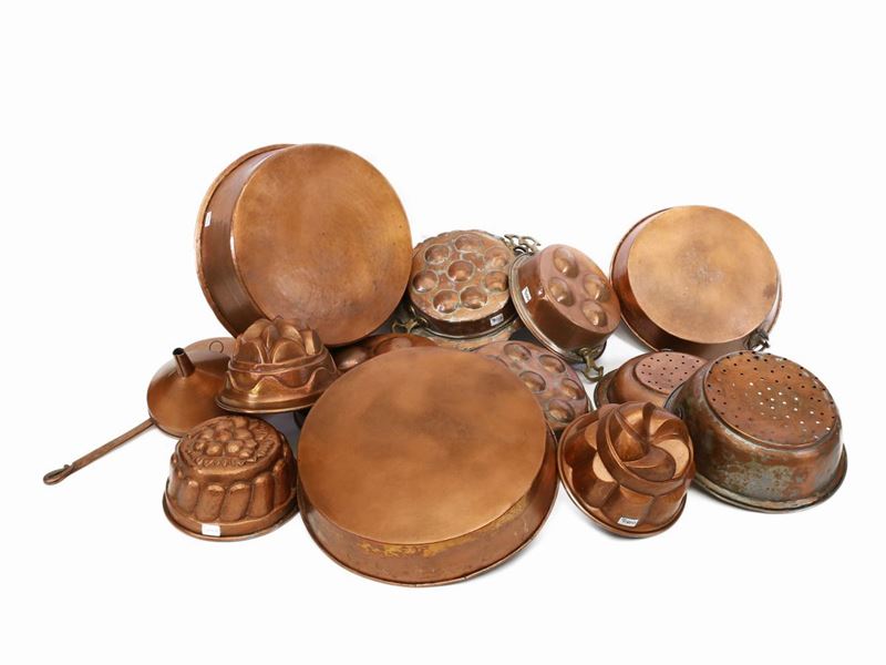 Collezione di Stampi ed Accessori da Cucina in Rame