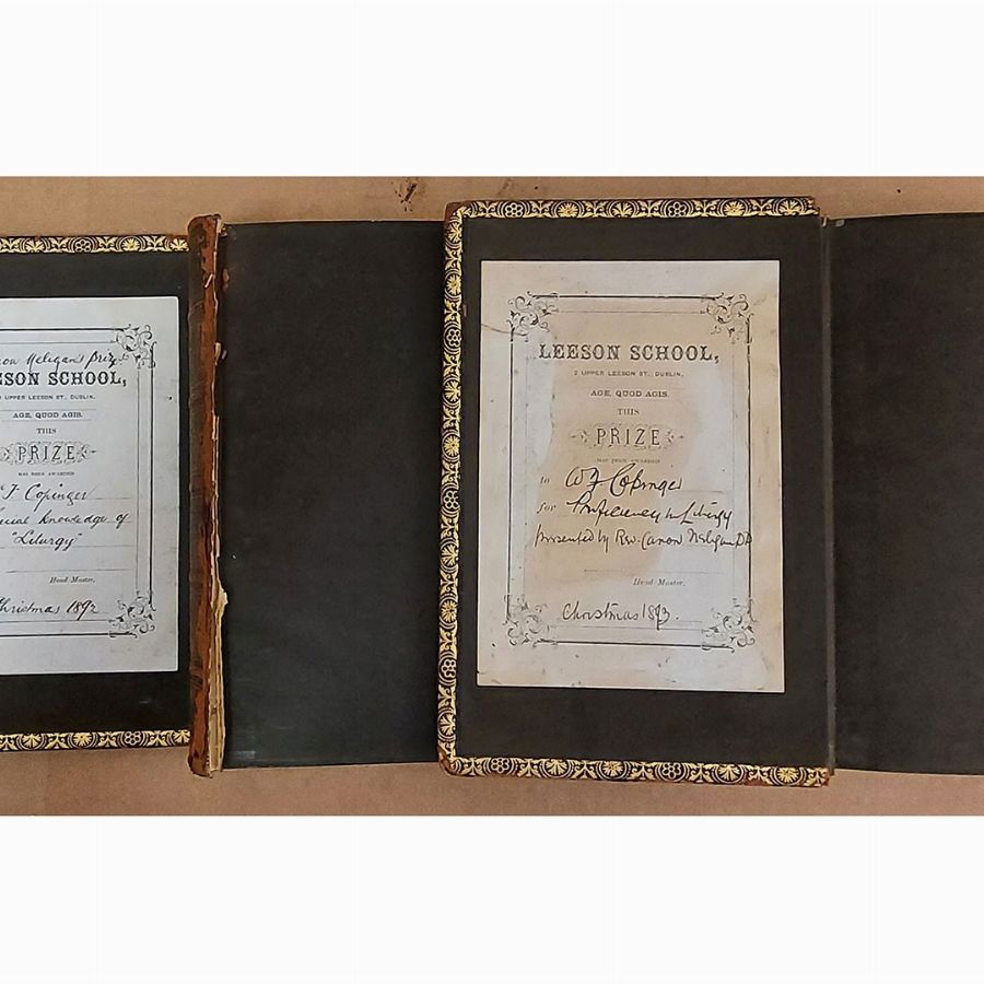 Lotto di Libri D'epoca di Argomento Religioso