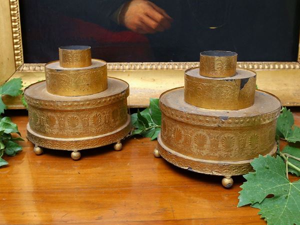 A pair of zinc bases  (19th century)  - Auction Tuscan style: curiosities from a country residence - Maison Bibelot - Casa d'Aste Firenze - Milano