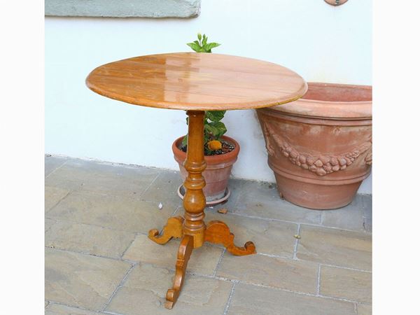 A cherrywood small table
